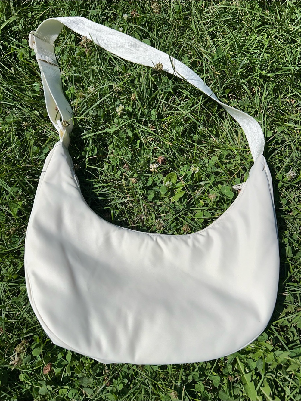 Aritzia Sunday Best Phoebe Crescent Shoulder Bag Birch Cream